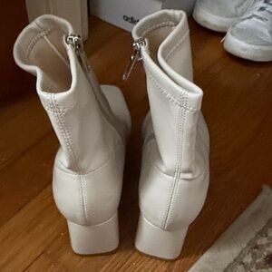 Elegant Cream Ankle Boots